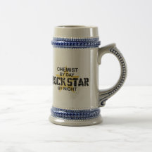 Vedette du rock de chimiste par nuit tasse à café