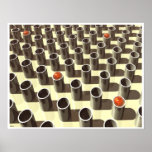 Verre orange sur l'affichage affiches