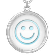 Visage bleu souriant pendentif