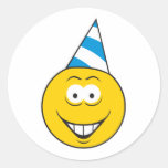 Visage de smiley de chapeau d'anniversaire autocollants