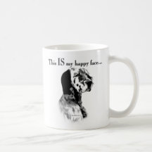 Visage heureux de poseur anglais tasse