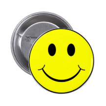 visage souriant badge avec épingle