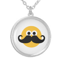Visage souriant de moustache colliers personnalisés