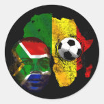 Visage sud-africain de drapeau d'amants du footbal autocollant rond