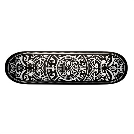 Visage tribal polynésien noir et blanc skateboard