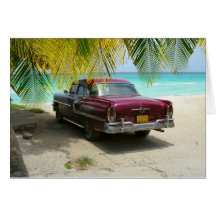 Voiture ancienne en plage du Cuba Cartes De Vœux