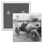 Voiture de course 1913 pin's avec agrafe