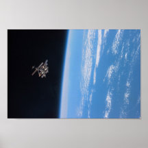 Vue de station spatiale de MIR de navette l'Atlant Affiche