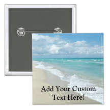 Vue extrême de plage de relaxation badge avec épingle