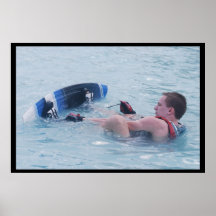 Wakeboarder attachant en affiche