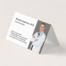 Recherche de bras croisés Médecin