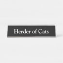 Recherche de chat porte noms Employé