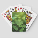 Recherche de trèfles jeux de cartes Jour