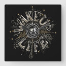 Recherche de make up horloges Illustration