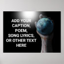 Recherche de holding posters Main