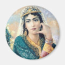 Recherche de costume traditionnel magnets Femme