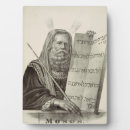 Recherche de dix plaques Dieu