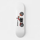 Recherche de cycliste skateboards Moto