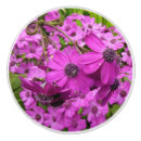 Recherche de fleurs violettes boutons et poignées de porte Toute personne