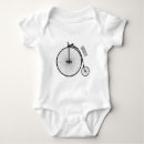 Recherche de vélo vintage bébé vêtements Antique