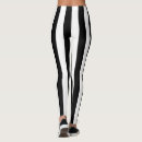 Recherche de crayon de couleur vêtements Noir