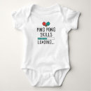 Recherche de raquette tennis bébé vêtements Balle