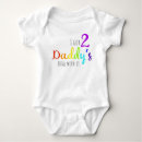 Recherche de deux papas bébé vêtements Lgbt