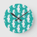 Recherche de hippocampes horloges Mer