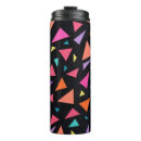 Recherche de triangle multicolore tasses Géométrique