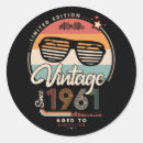 Recherche de 1961 autocollants Né en 1961