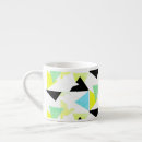 Recherche de triangulaire tasses Abstrait