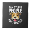 Recherche de les gens carreaux Chien