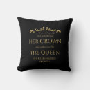 Recherche de reine coussins Typographie
