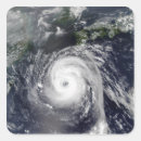 Recherche de typhon autocollants Nuages