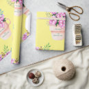 Recherche de coupé papier cadeau Pour elle