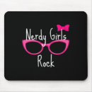 Recherche de fille geek tapis souris Nerd