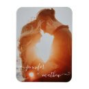 Recherche de photo engagement magnets Moderne