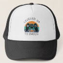 Recherche de gamers casquettes Papa