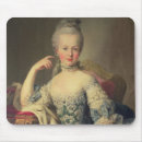 Recherche de marie antoinette tapis souris Femelle