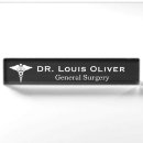 Recherche de le du docteur bureau porte noms Chirurgien