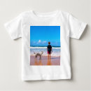 Recherche de ami bébé vêtements Amis