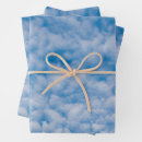 Recherche de nuages sur le ciel bleu papier cadeau Bleu et blanc