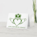 Recherche de coeur de claddagh vœux cartes Couronne