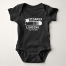 Recherche de patient bébé vêtements Chargement de couches