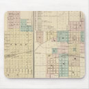 Recherche de villages tapis souris Main