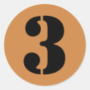 Recherche de trois autocollants Alphabet