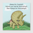 Recherche de triceratops cartes postales Trois cornes
