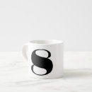 Recherche de huit tasses Café