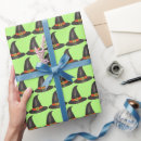 Recherche de petite sorcière papier cadeau Halloween