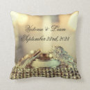 Recherche de anneaux coussins Jeunes mariés